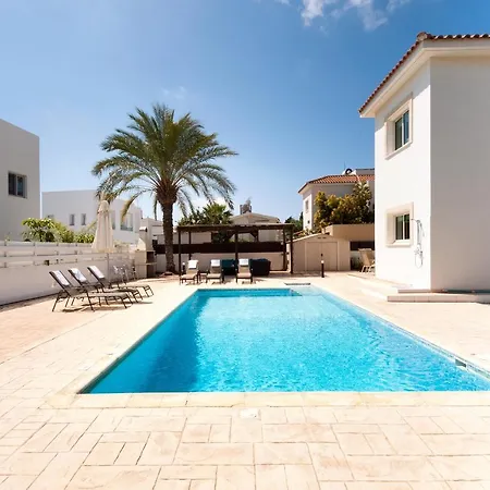 Villa Carolina Ayia Napa