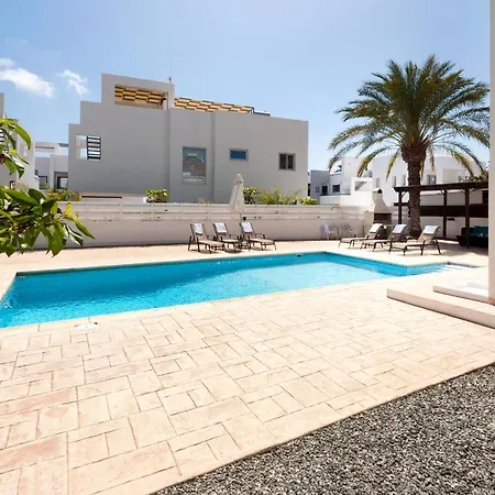 Carolina Villa